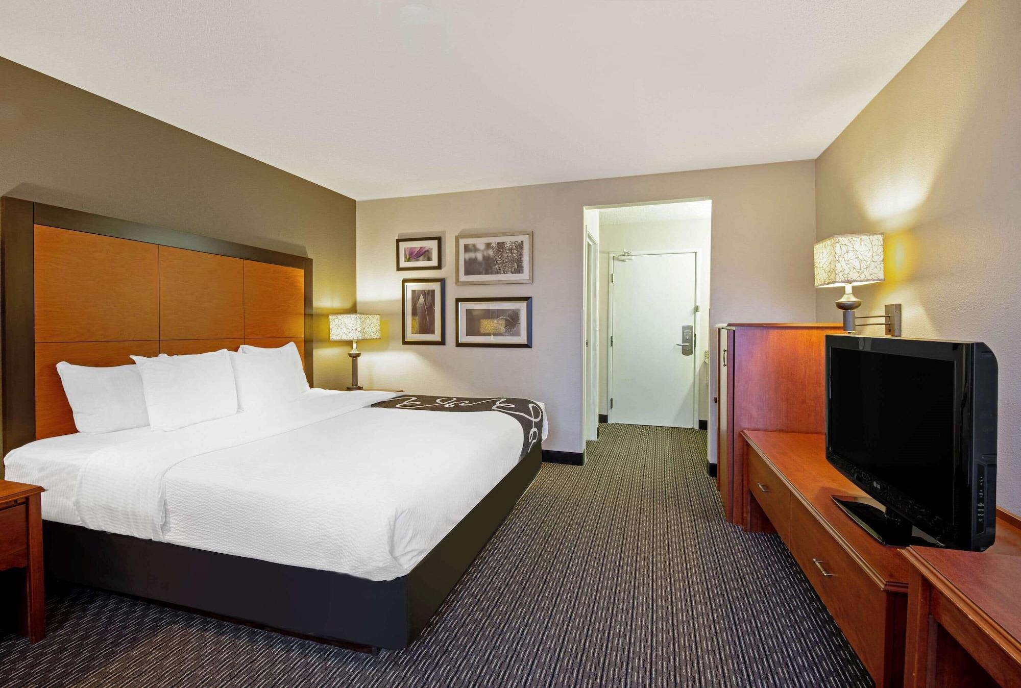 La Quinta By Wyndham Harrisburg Airport Hershey Ngoại thất bức ảnh