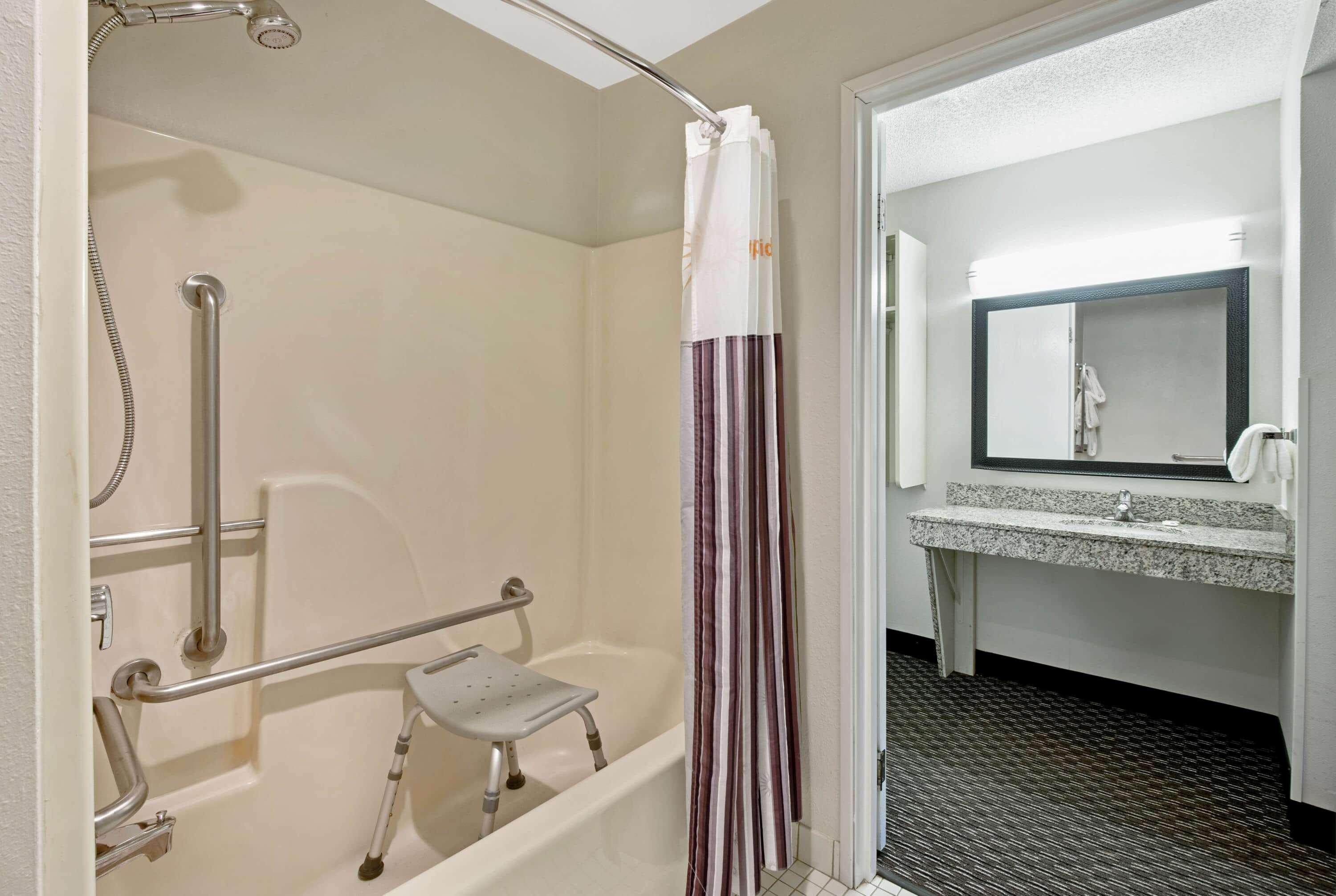 La Quinta By Wyndham Harrisburg Airport Hershey Ngoại thất bức ảnh