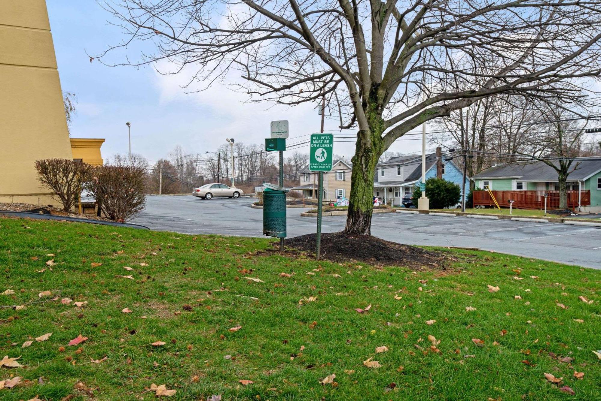 La Quinta By Wyndham Harrisburg Airport Hershey Ngoại thất bức ảnh
