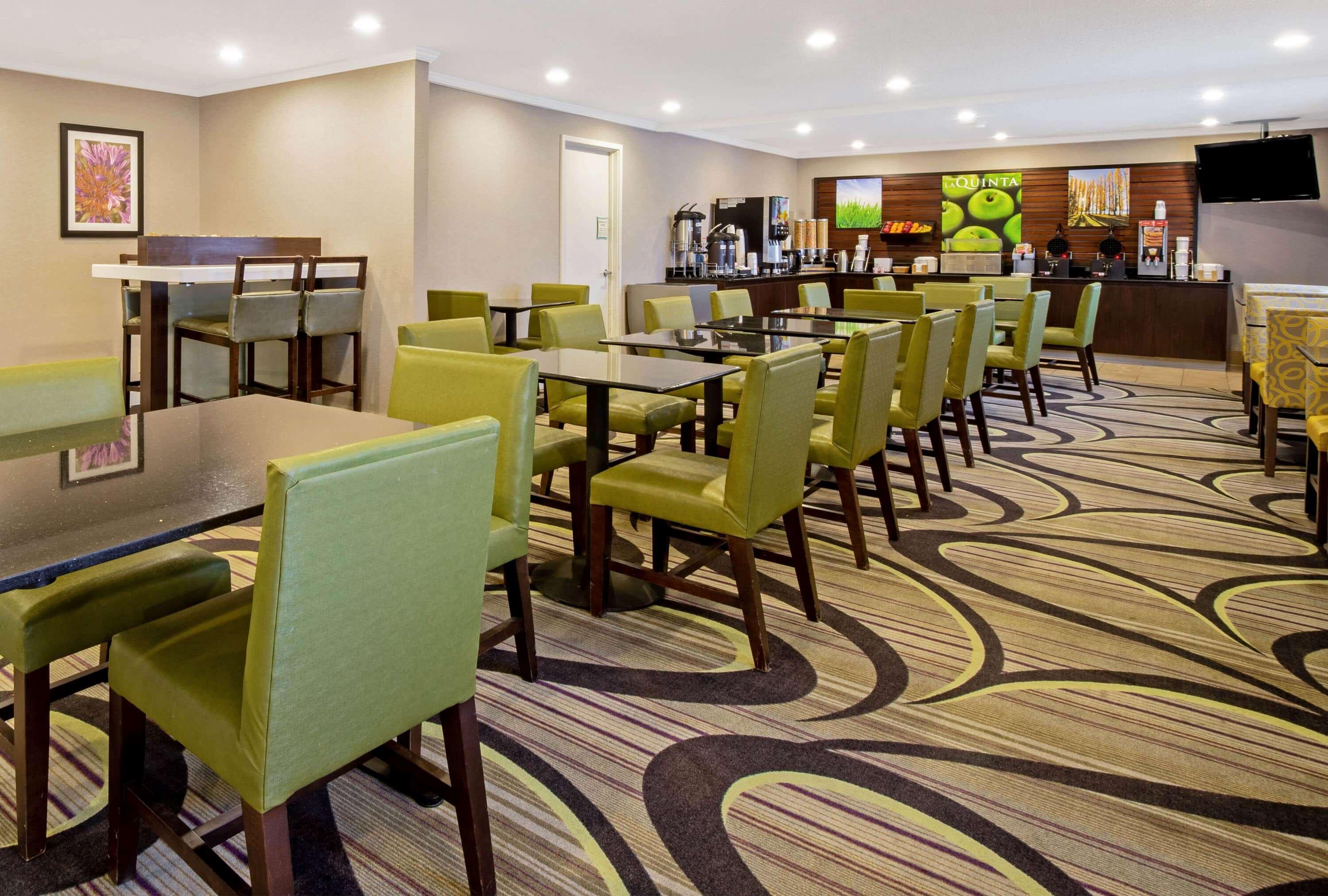 La Quinta By Wyndham Harrisburg Airport Hershey Ngoại thất bức ảnh