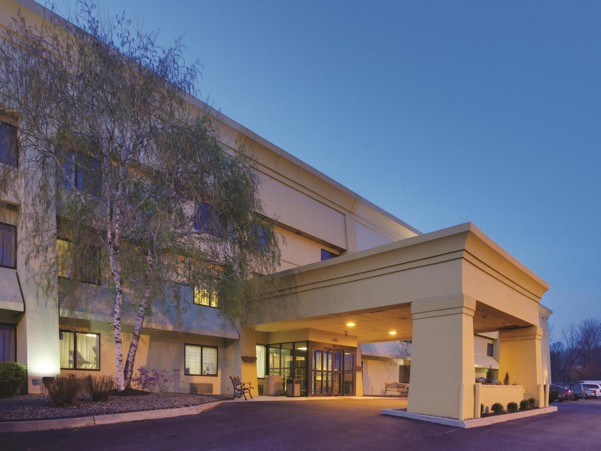 La Quinta By Wyndham Harrisburg Airport Hershey Ngoại thất bức ảnh