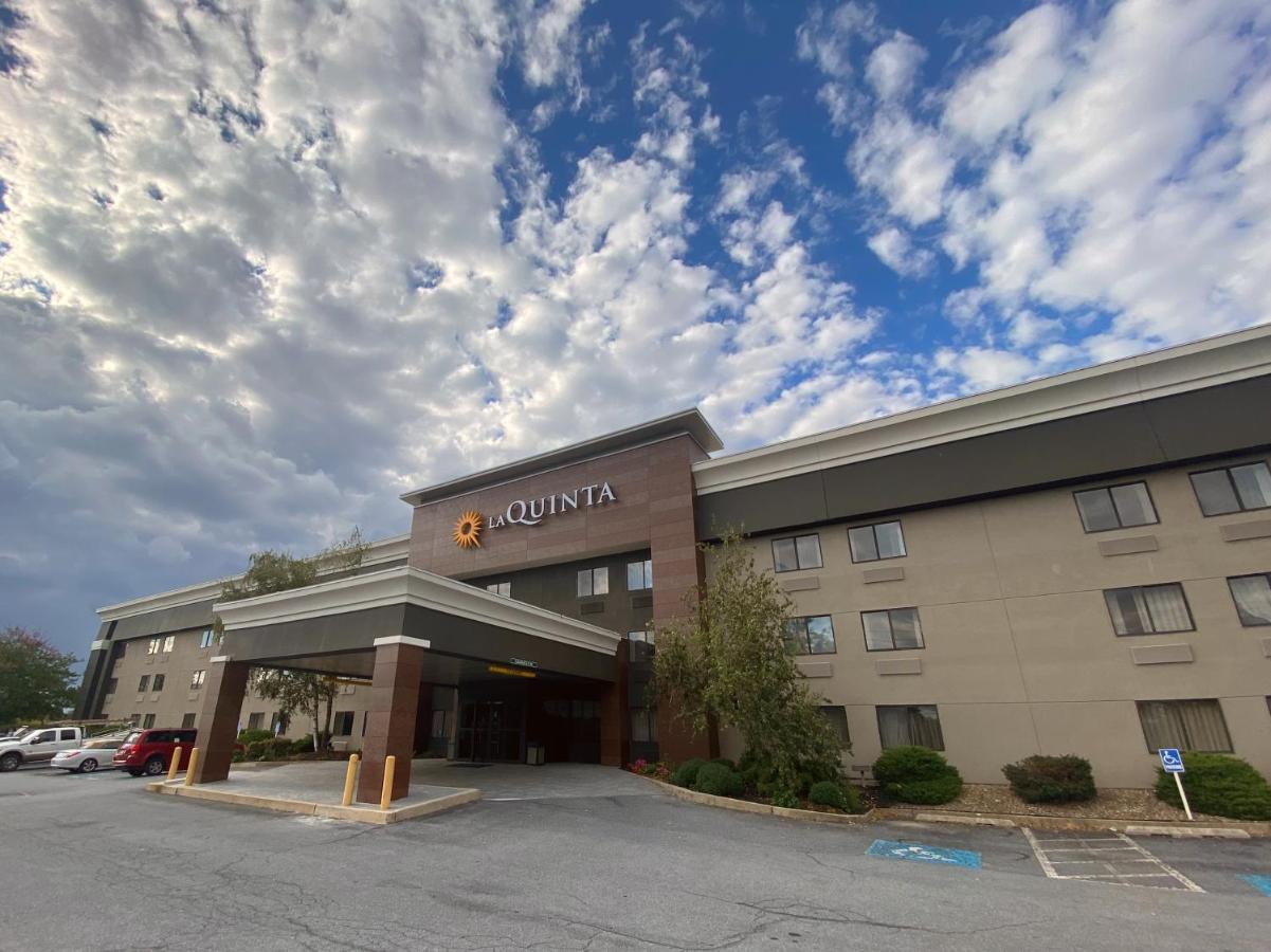 La Quinta By Wyndham Harrisburg Airport Hershey Ngoại thất bức ảnh