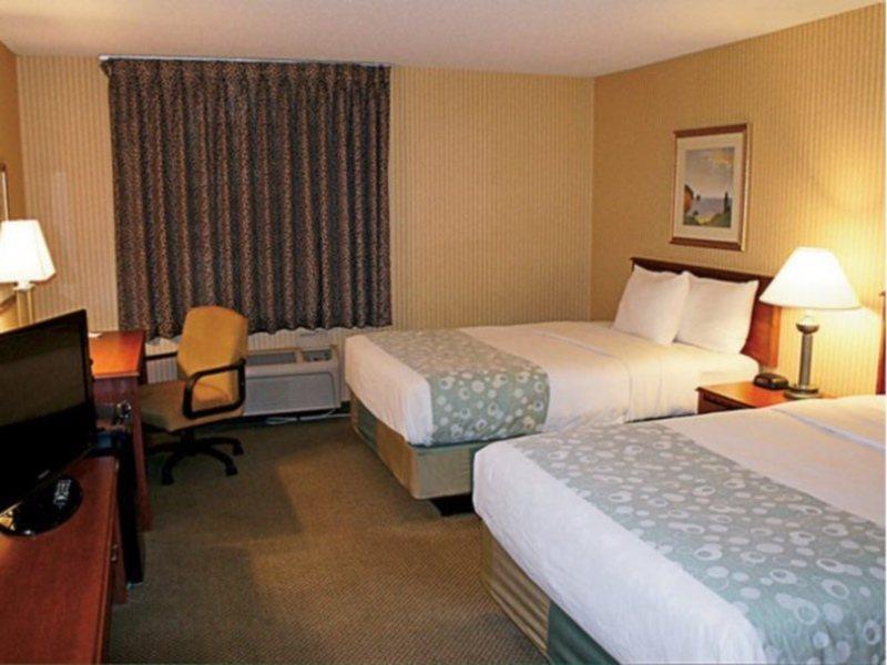 La Quinta By Wyndham Harrisburg Airport Hershey Ngoại thất bức ảnh