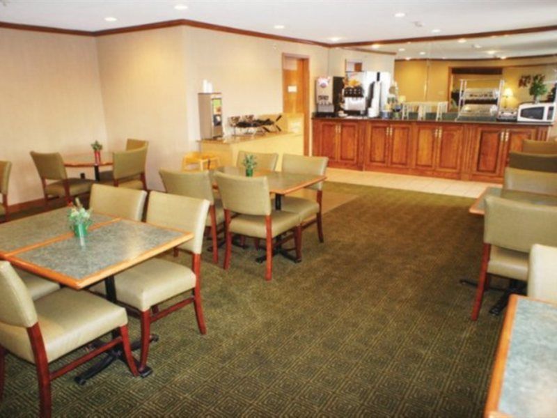 La Quinta By Wyndham Harrisburg Airport Hershey Ngoại thất bức ảnh